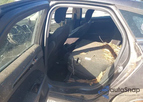 2015 Ford Fusion Se z USA, uszkodzony, nr VIN 3FA6P0H72FR146373